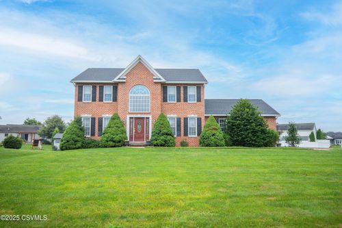 204 Meadowlark Ln, Mifflinburg, PA, 17844-9312 | Card Image