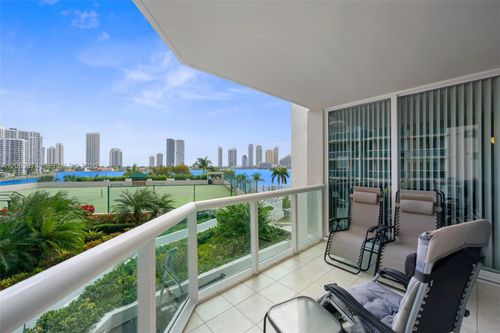 507-3370 Ne 190th St, Aventura, FL, 33180-2405 | Card Image