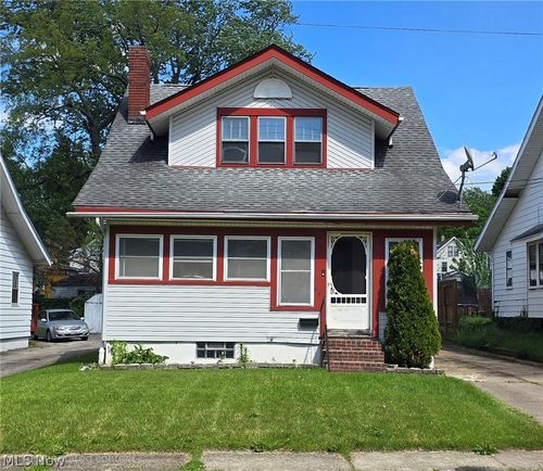 647 Columbia Avenue, Akron, OH, 44310 | Card Image