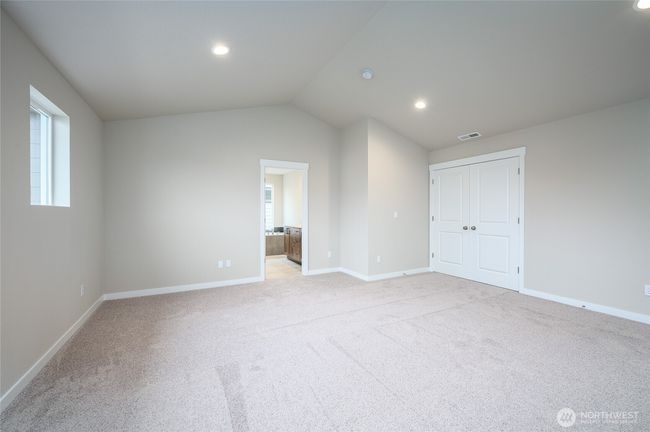 Images are representative of the floor plan and may vary by location and selected finishes. | Image 20