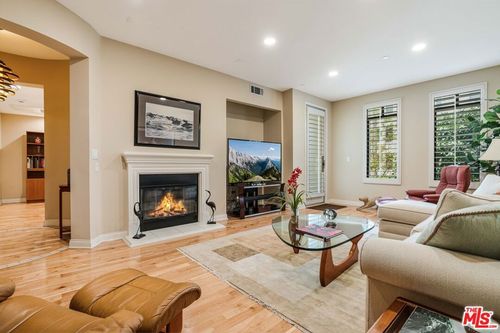 apt-205-5625 Crescent Park W, Playa Vista, CA, 90094-2084 | Card Image