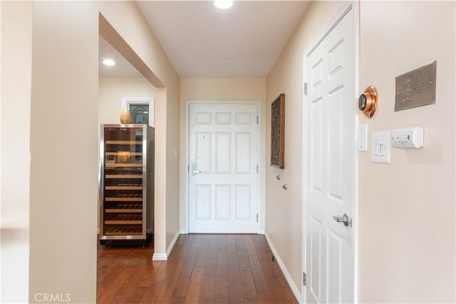 2B - 2270 Stanley Ave, Condo with 2 bedrooms, 2 bathrooms and 2 parking in Signal Hill CA | Image 6