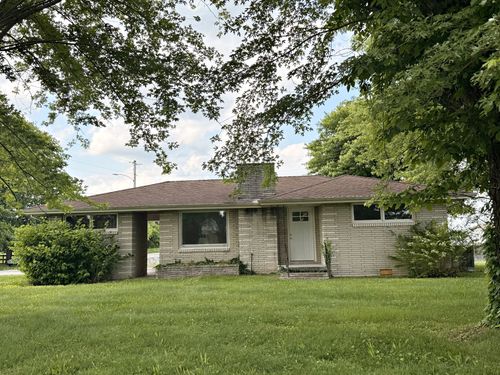 205 Donoho Ave, Lafayette, TN, 37083-1404 | Card Image