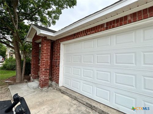 3039 Pine Valley Drive, New Braunfels, TX, 78130 | Card Image