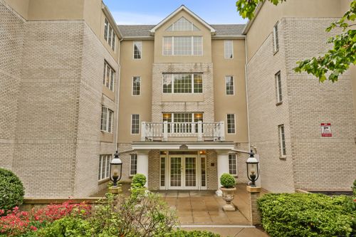 unit-410-2 Homestead Ln, Greenwich, CT, 06831-5050 | Card Image
