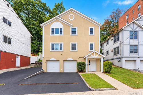 2-235 Bronx River Rd, Yonkers, NY, 10704-3703 | Card Image