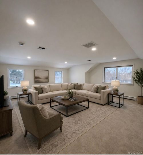 24 Kimberly Ct, Calverton, NY, 11933-1343 | Card Image