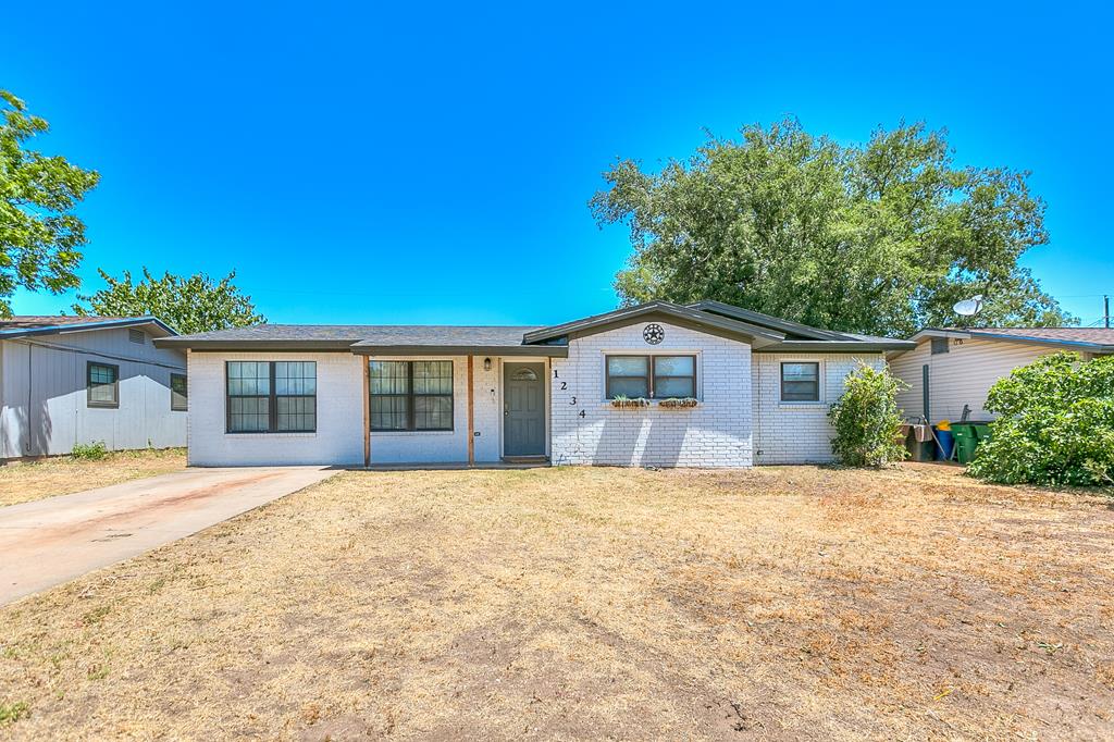 24th St, San Angelo, TX 76903