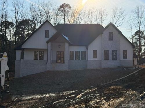 7057 Hannah Ln, Benton, AR, 72019-8938 | Card Image