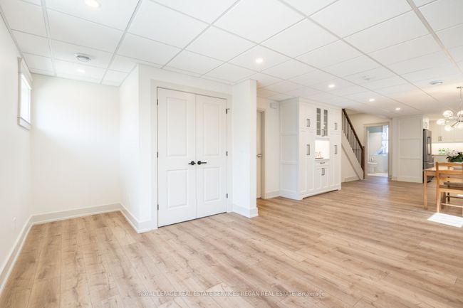 267 Dundurn St S, Home with 2 bedrooms, 2 bathrooms and 1 parking in Hamilton ON | Image 5
