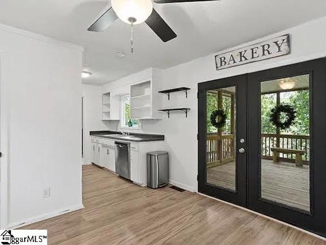 1201 Winding Way, House other with 4 bedrooms, 3 bathrooms and null parking in Taylors SC | Image 4