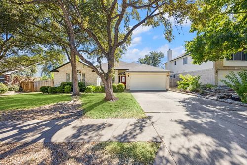 8909 Copano Dr, Austin, TX, 78749-3670 | Card Image