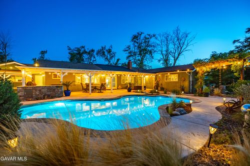 2555 W Avenue M8, Palmdale, CA, 93551-1398 | Card Image