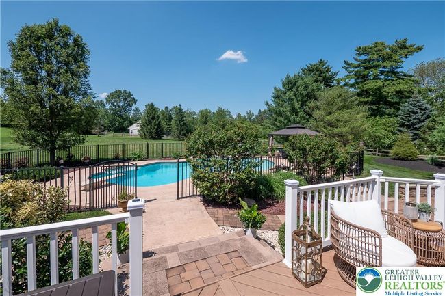 2307 Blackledge Dr, House other with 4 bedrooms, 5 bathrooms and null parking in Quakertown PA | Image 60