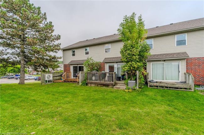 34 - 26 Poplar Dr, Townhouse with 3 bedrooms, 1 bathrooms and 1 parking in Cambridge ON | Image 41