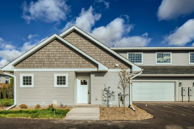 Photos are of similar property at Gateway Green Cottages. | Image 29