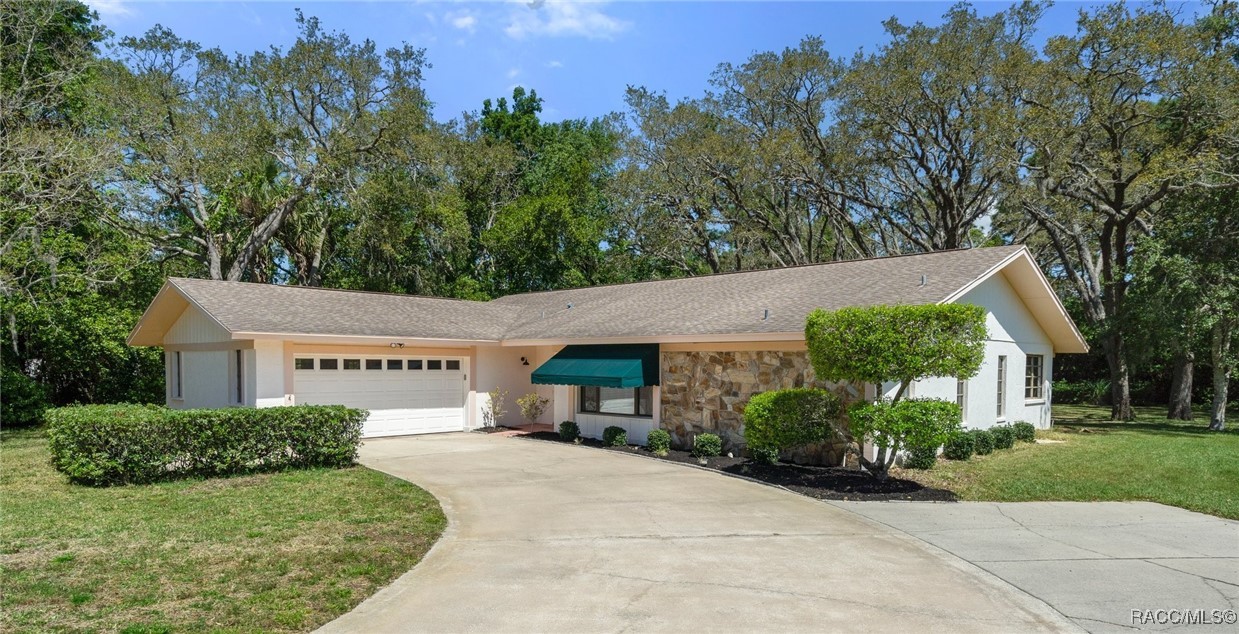 Cypress Blvd, Homosassa, FL 34446