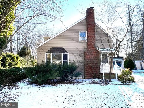 11 Plainsboro Rd, CRANBURY, NJ, 08512-3209 | Card Image