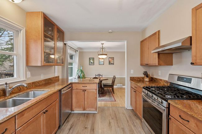 4912 W Upland Crst, House other with 5 bedrooms, 2 bathrooms and null parking in Columbia Heights MN | Image 10