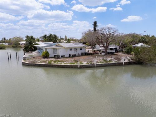 315 Pettit Dr, GOODLAND, FL, 34140 | Card Image