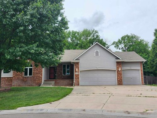 2211 S Glenhurst Ct, Andover, KS, 67002-8660 | Card Image