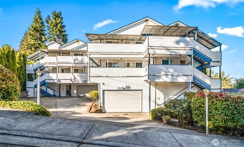 apt-204-2505 62nd St Se, Everett, WA, 98203-4093 | Card Image