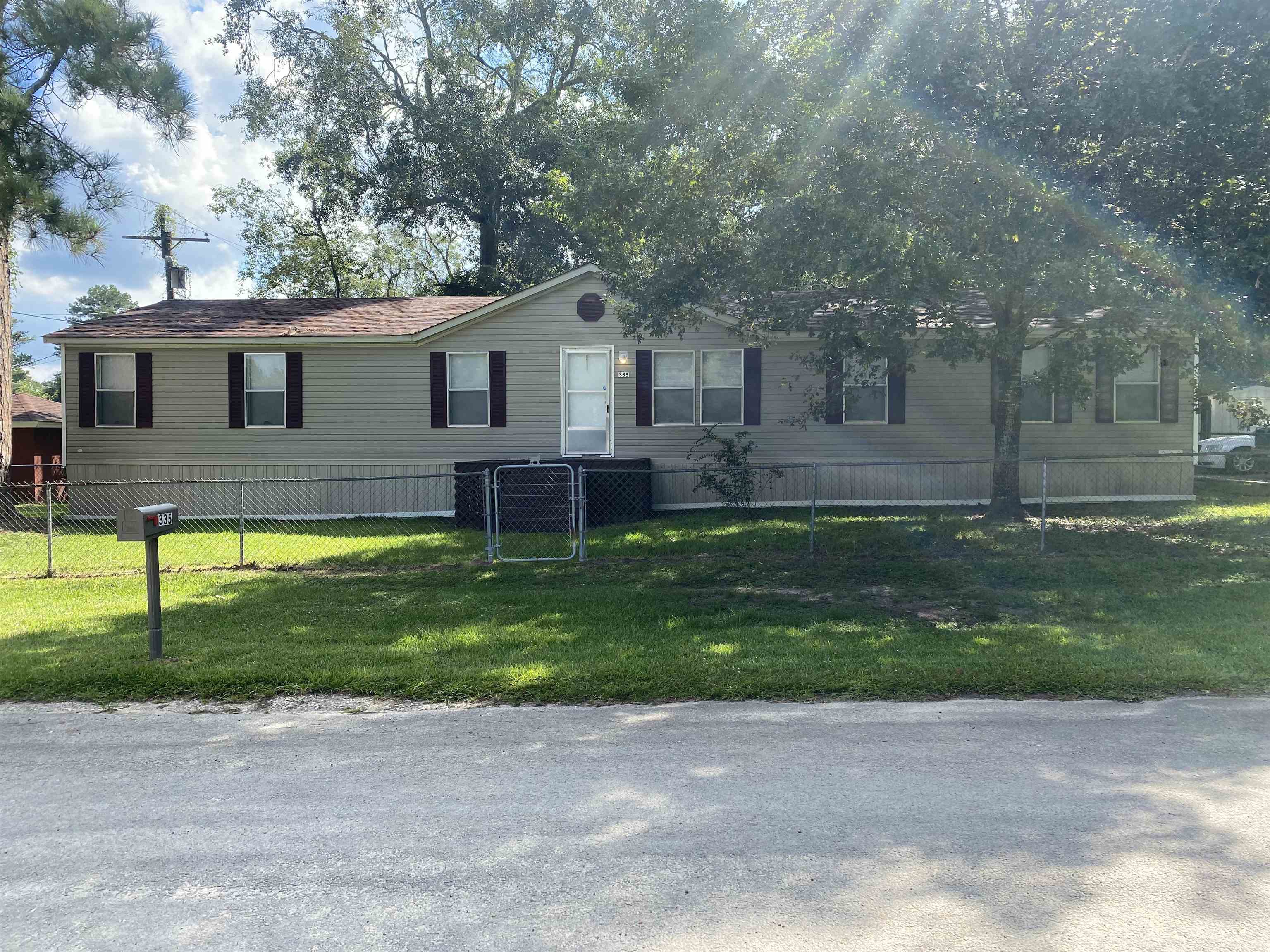 Vickers St, Kountze, TX 77625