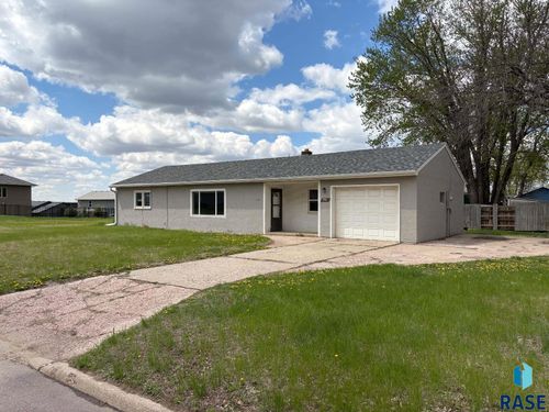 501 S 5th Ave Avenue, Brandon, SD, 57005 | Card Image