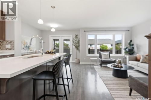 334 Dickson Cres, Saskatoon, SK, S7T0T8 | Card Image