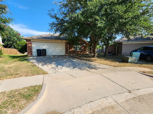 4888 Ambrosia Dr, Fort Worth, TX, 76244-7543 | Card Image