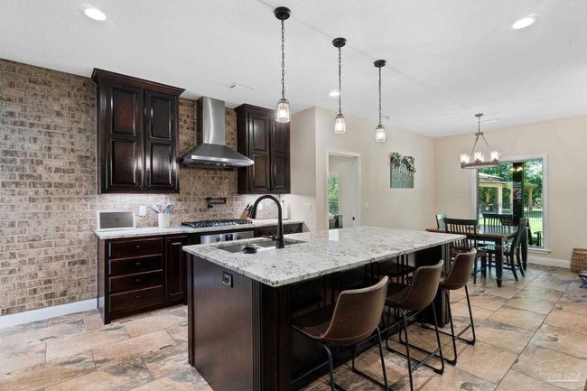 9241 Sage Forest Ln, House other with 3 bedrooms, 3 bathrooms and 2 parking in Pace FL | Image 6