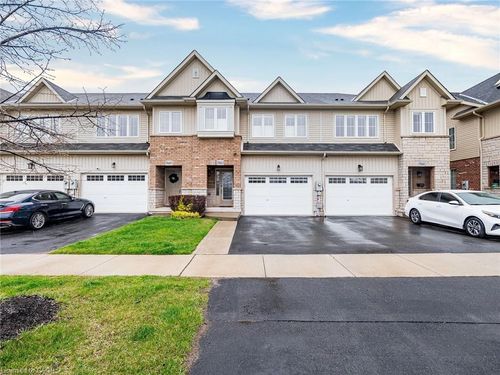 5043 Serena Dr, Beamsville, ON, L3J1W6 | Card Image