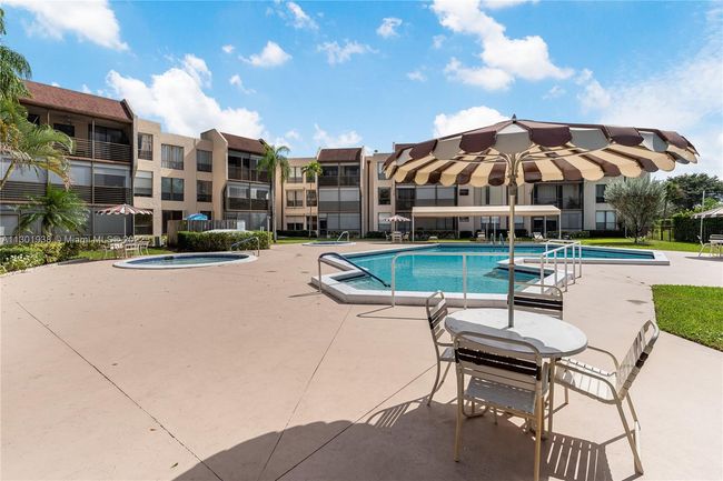 APT-106 - 6451 N University Dr, Condo with 2 bedrooms, 2 bathrooms and null parking in Tamarac FL | Image 20