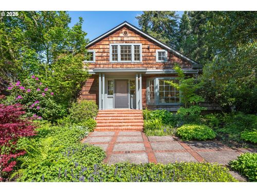 2303 Mcmorran St, Eugene, OR, 97403-1750 | Card Image