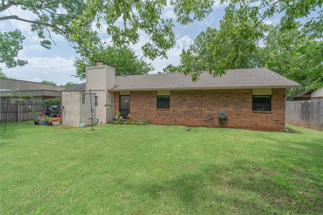 1812 Oakhollow Dr, House other with 3 bedrooms, 2 bathrooms and null parking in Norman OK | Image 30
