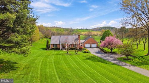 6501 Green Valley Rd, NEW MARKET, MD, 21774-6409 | Card Image