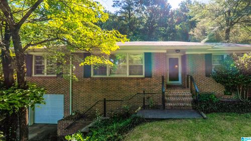 1041 Michael Ln, Anniston, AL, 36207-4121 | Card Image