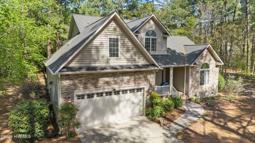 120 Lake View Dr E, Pinehurst, NC, 28374-6909 | Card Image