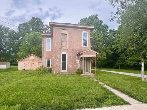 203 N Plank St, Rossville, IN, 46065-9423 | Card Image