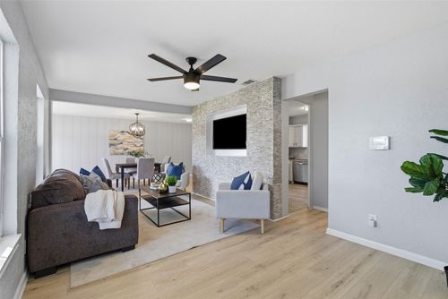 105 Tulip Dr, Garland, TX, 75041-3748 | Card Image