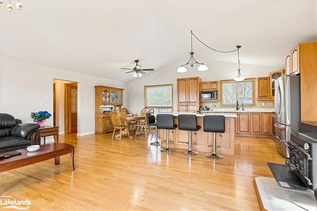 1083 Steeplechase Dr, House other with 3 bedrooms, 2 bathrooms and 10 parking in Algonquin Highlands ON | Image 7