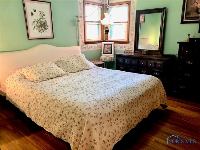 22915 W Walnut Ln, House other with 3 bedrooms, 2 bathrooms and 1 parking in Genoa OH | Image 20