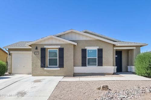 8304 W Razorbill Dr, Tucson, AZ, 85757-7910 | Card Image