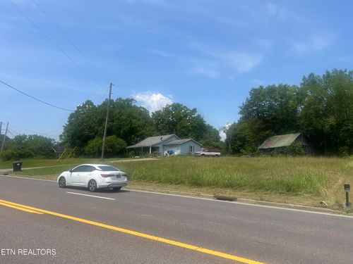 2902 Andersonville Hwy, Clinton, TN, 37716-6745 | Card Image