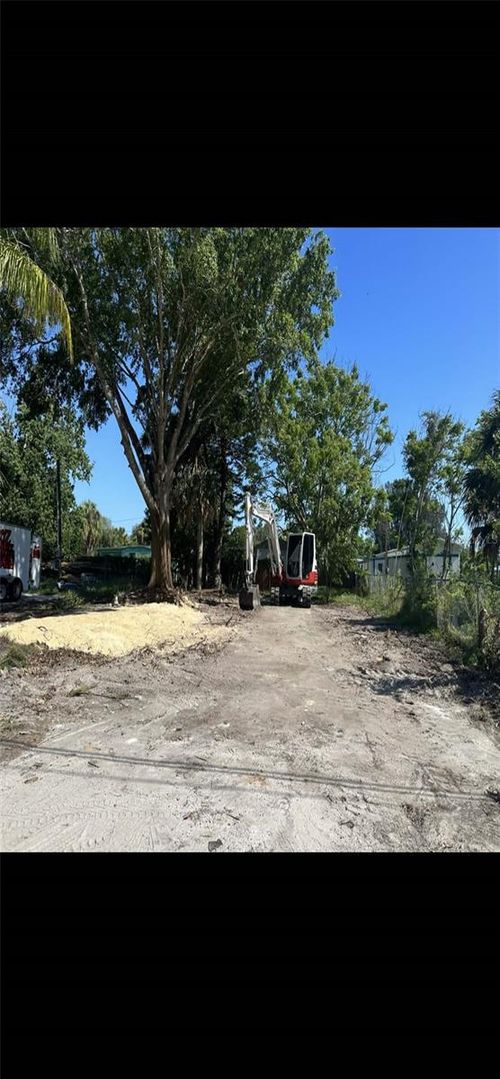 6534 Eleanor Dr, Port Richey, FL, 34668-1319 | Card Image