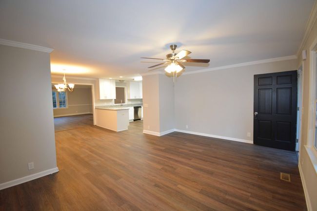 living 2 | Image 19