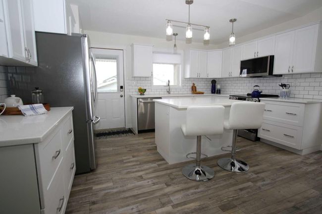 7 Lamar Close, Home with 4 bedrooms, 3 bathrooms and 8 parking in Red Deer AB | Image 8