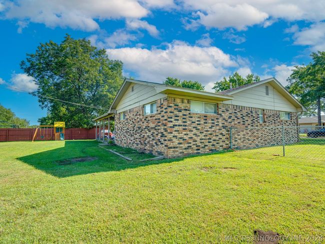 105 Circle Dr, House other with 3 bedrooms, 2 bathrooms and null parking in Davis OK | Image 24