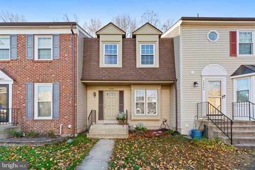 14467 Four Chimney Dr, CENTREVILLE, VA, 20120-3235 | Card Image