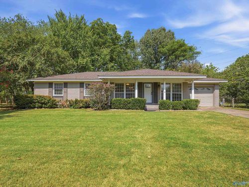 211 Cumberland Drive Se, Huntsville, AL, 35803 | Card Image
